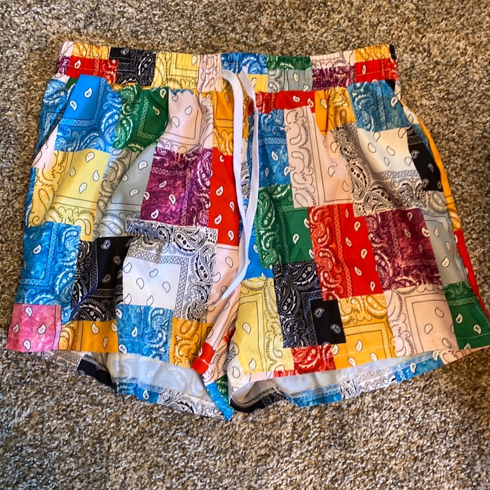 SHEIN Plus Patchwork and Paisley Print Shorts, size 1XL, NEVER WORN